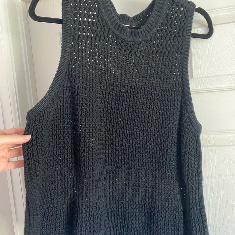 Universal Thread Black Knit Sleeveless Sweater